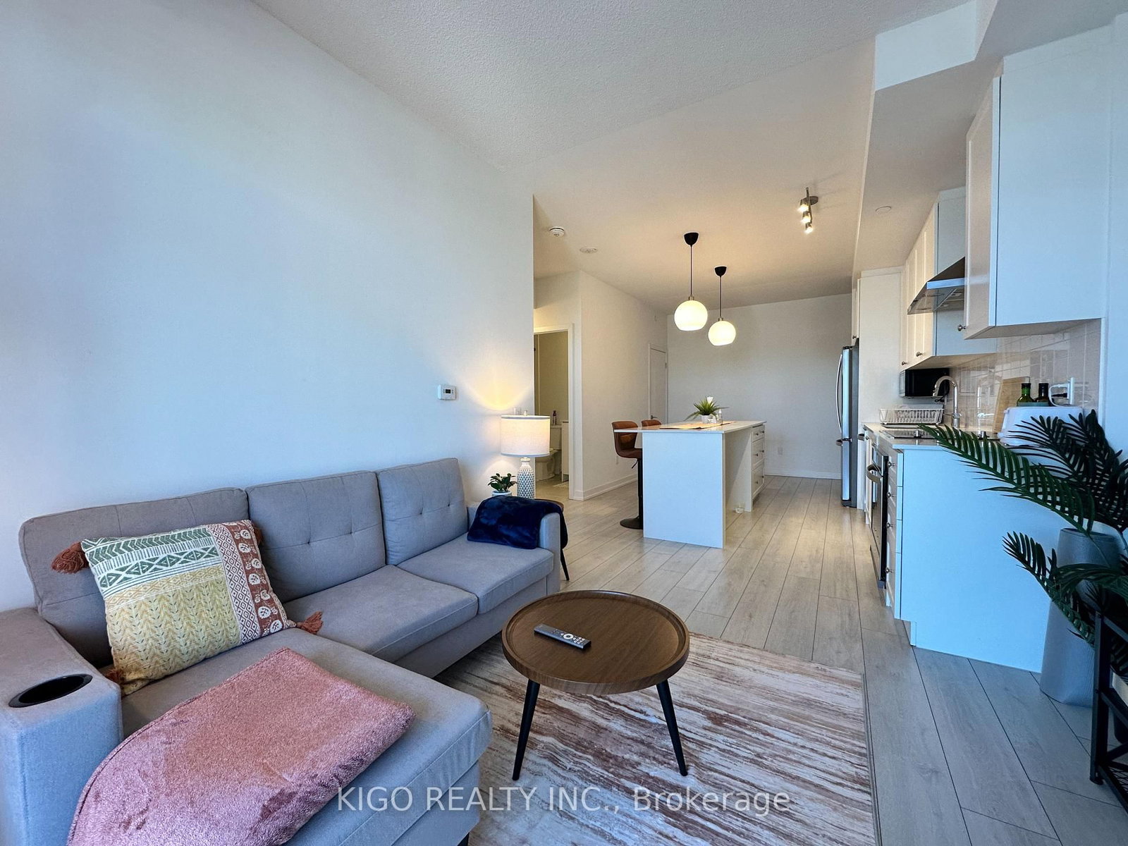 55 Duke Street W, Unit 905 - Photo 21