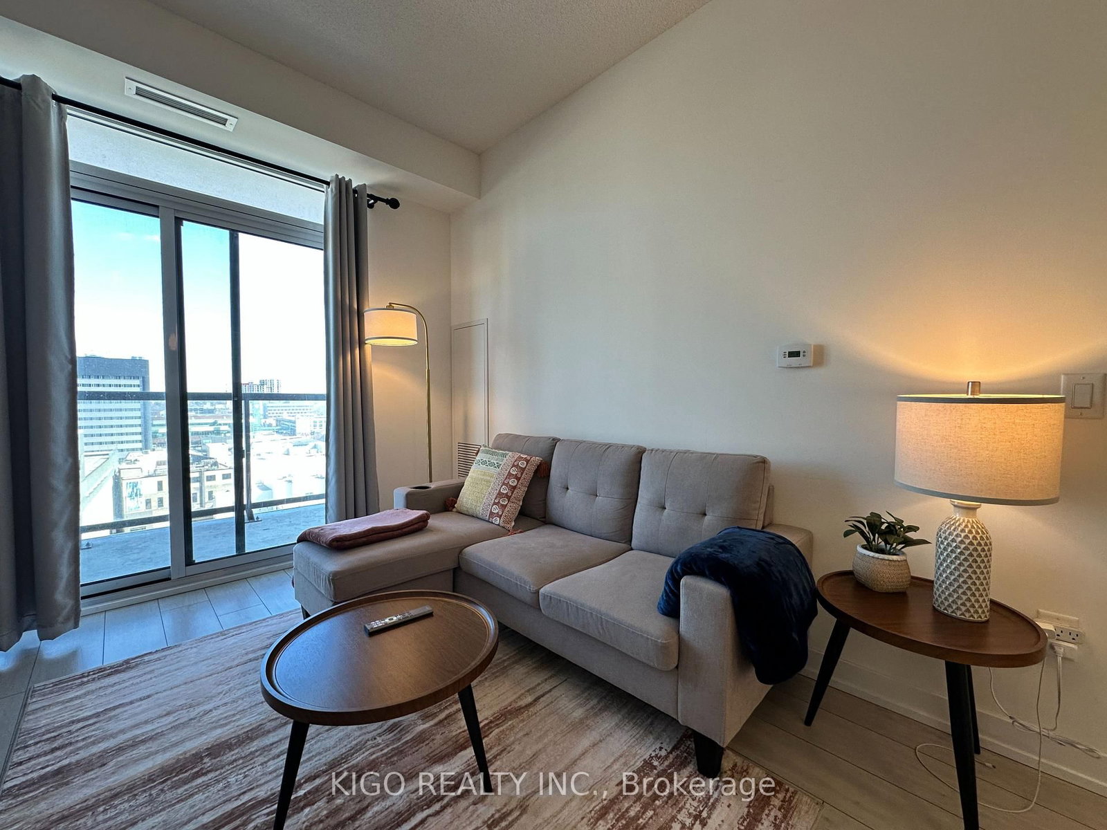 55 Duke Street W, Unit 905 - Photo 23