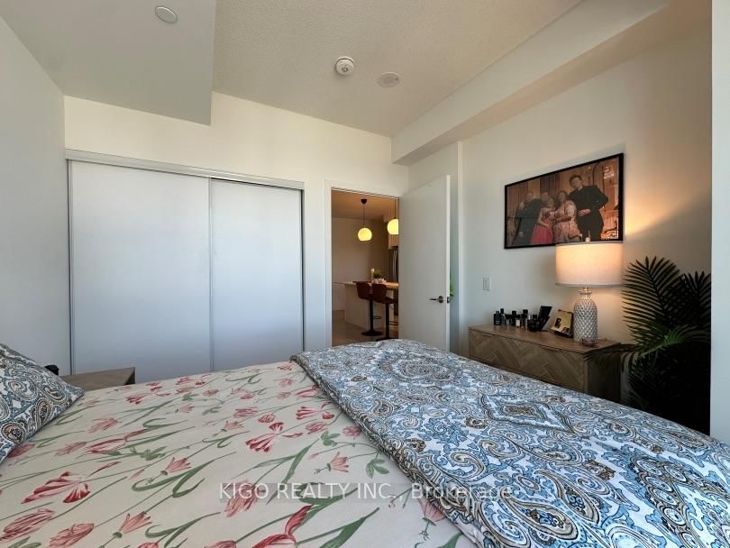 55 Duke Street W, Unit 905 - Photo 27