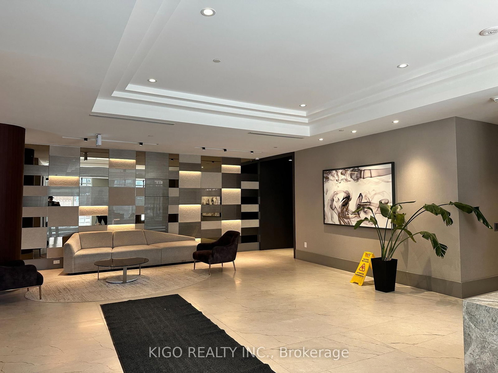 55 Duke Street W, Unit 905 - Photo 4