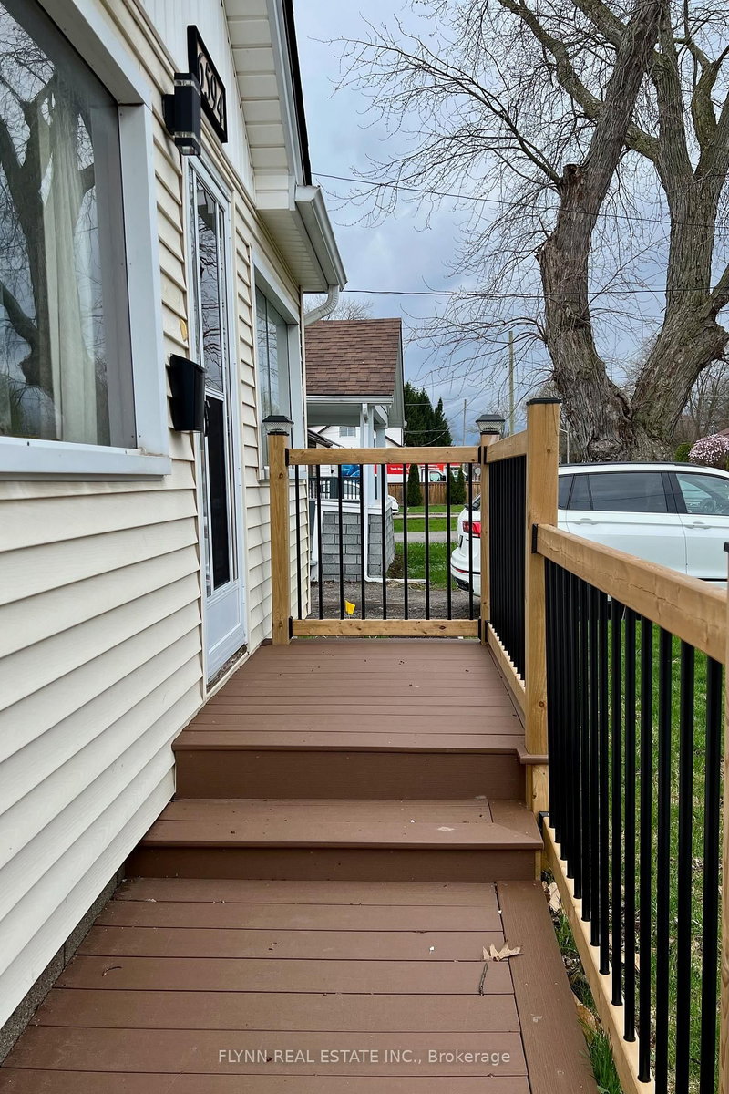 6594 Barker St, Niagara Falls, L2G 1Y8 | Image 3