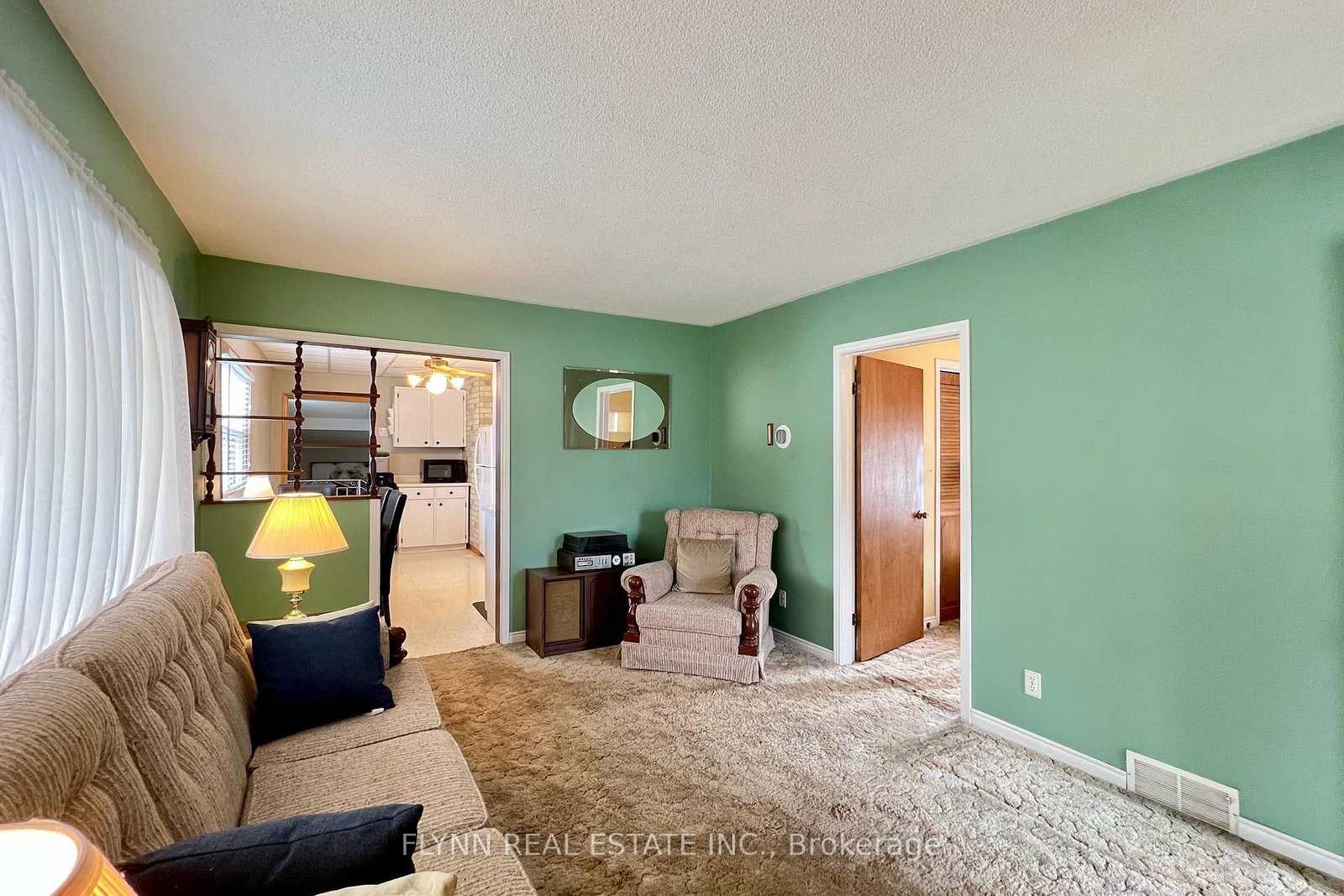 Listing Image 6
