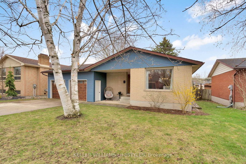 7 Locke Hts, Strathroy-Caradoc, N7G 3X1 | Image 3