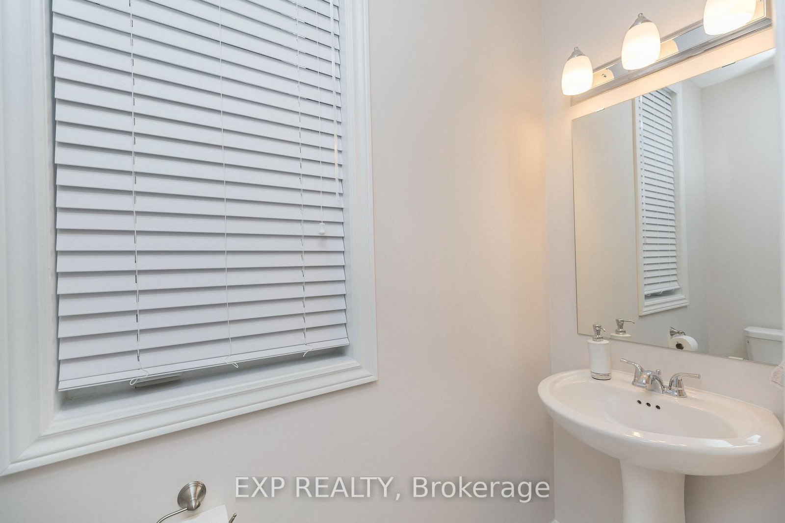 516 Loury Row - Photo 5