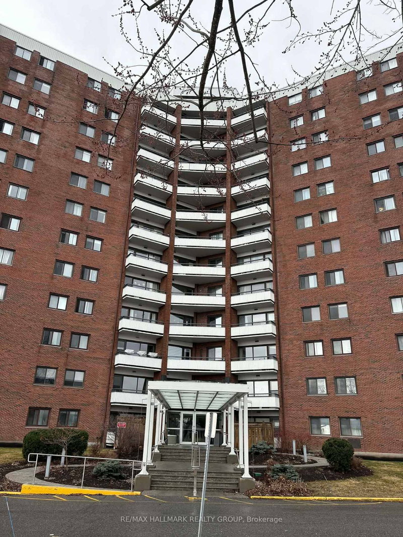 home for sale on 1217-20 Chesterton Drive