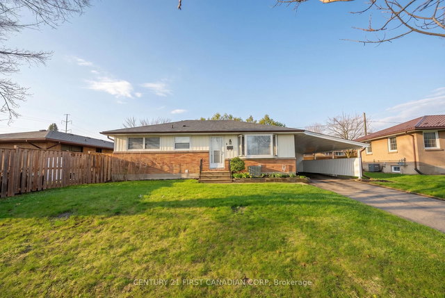 6 Breton Park Crescent