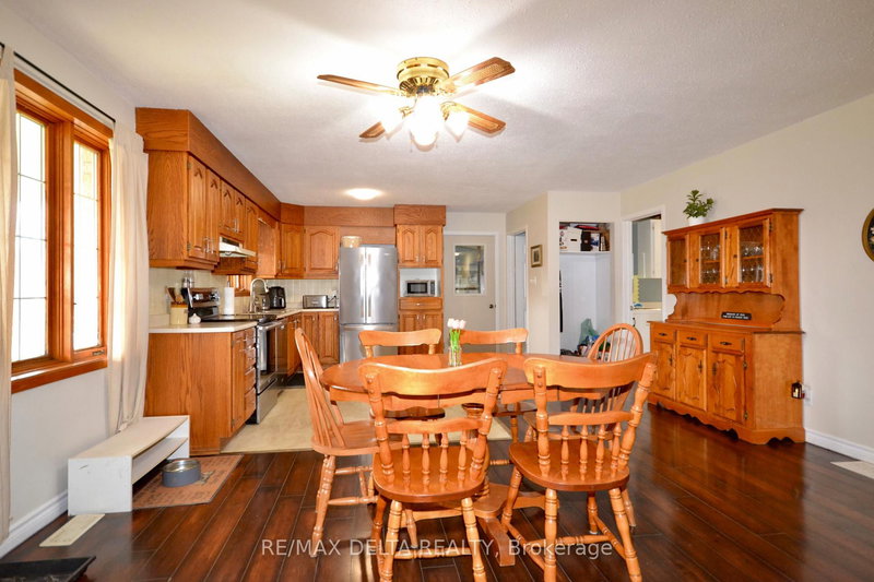 4001 Champlain St, Clarence-Rockland, K0A 1E0 | Image 2