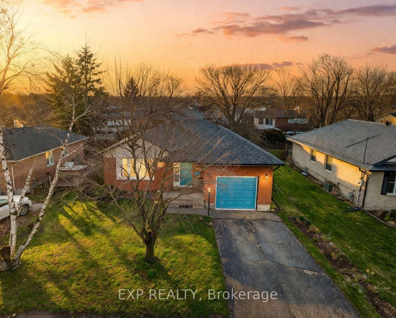 164 Colborne St W, Kawartha Lakes, Ontario