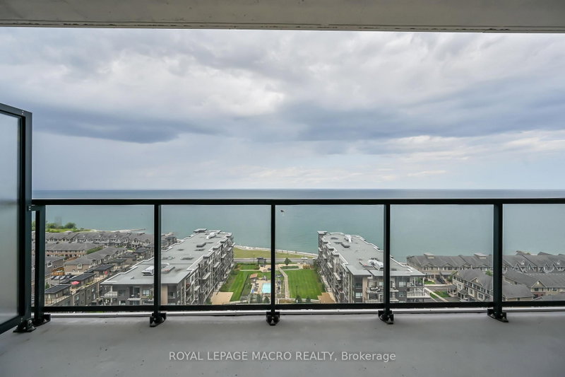 home for sale on 1607-385 Winston Road