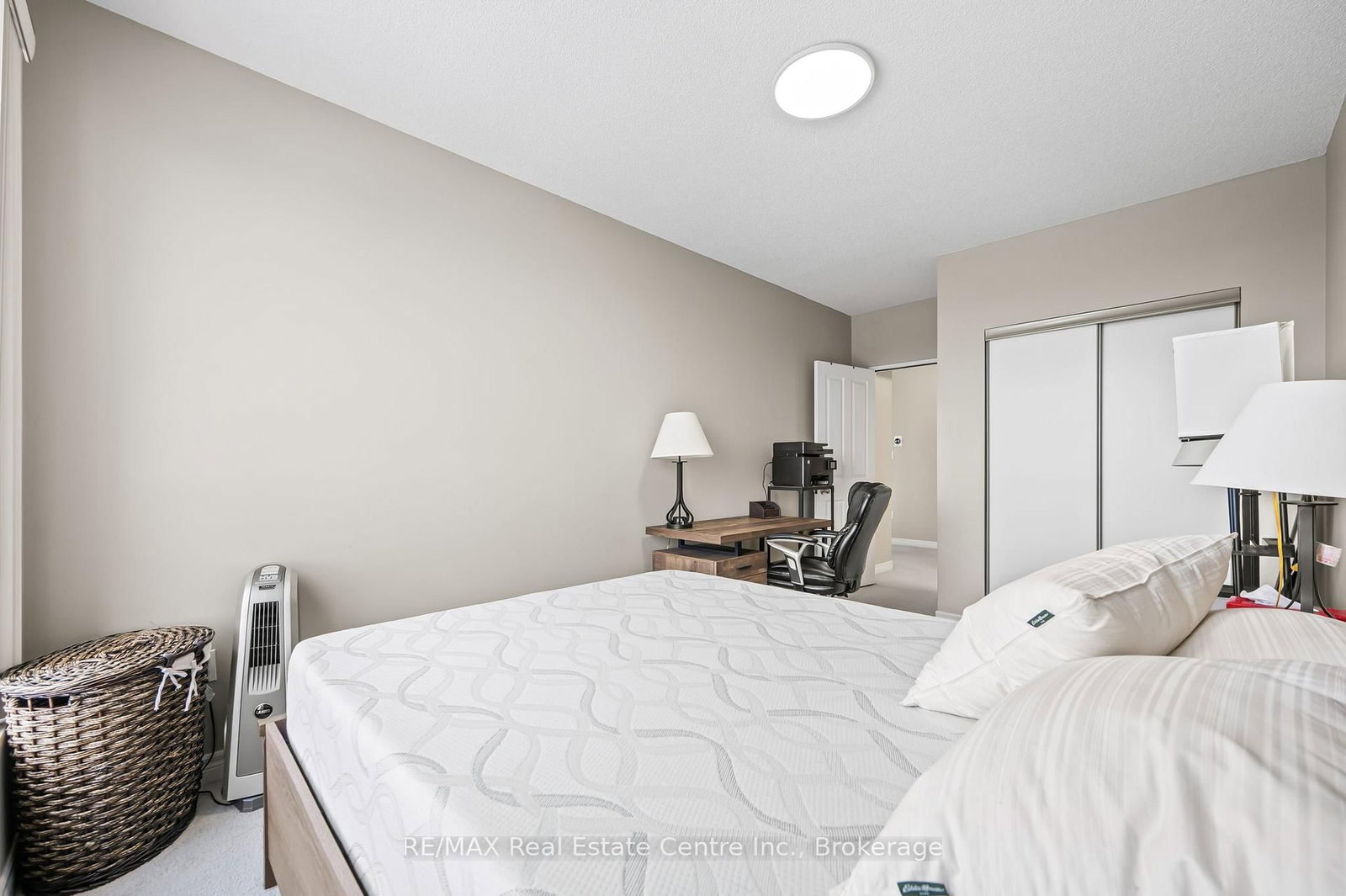 255 Keats Way, Unit 1108 - Photo 8