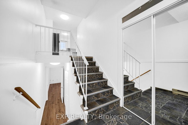 98 Castlegreen Private