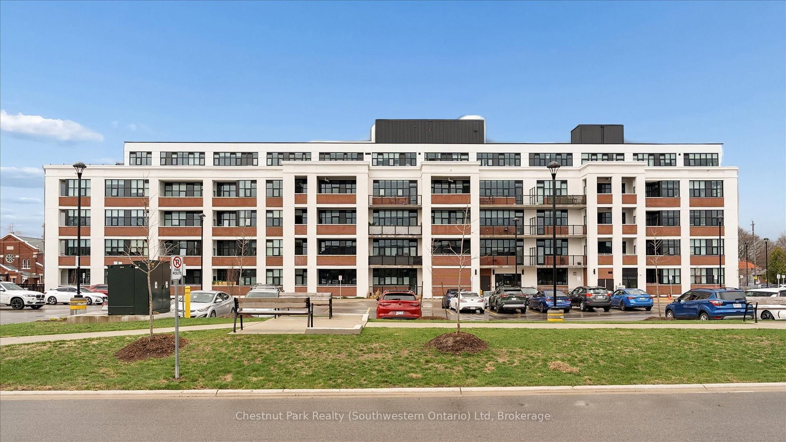 120 Huron Street, Unit 317 - Photo 32