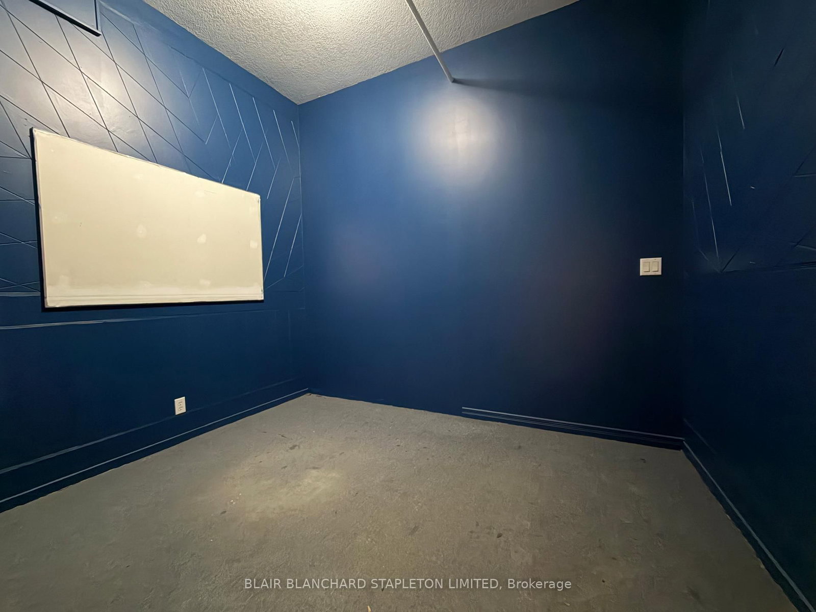 271 King Street E, Unit Ground Floor - Photo 11