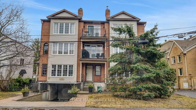 2D - 4 Columbus Avenue