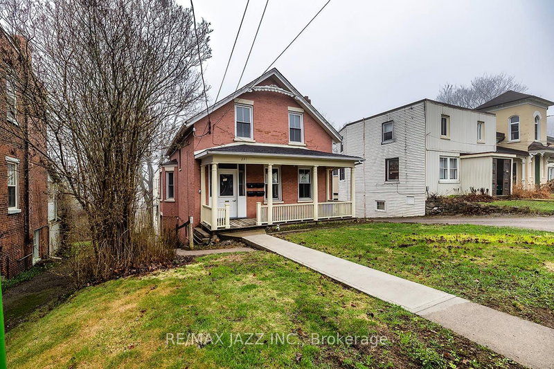 221 Walton St, Port Hope, L1A 1P1 | Image 2