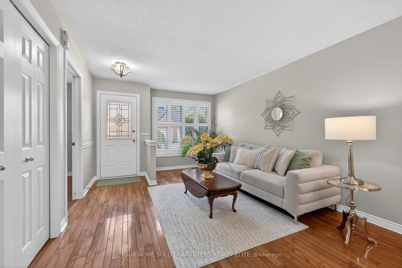 13 - 165 Main St E, Grimsby, L3M 1P2 | Image 3