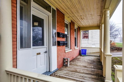 221 Walton Street — photo 3