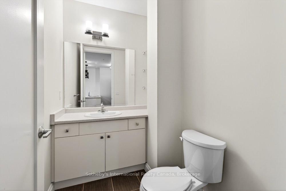 112 King Street E, Unit 701 - Photo 17