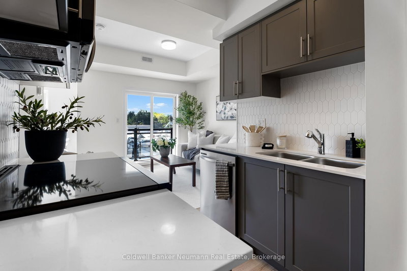 51 - 940 St David St N, Centre Wellington, N1M 0L7 | Image 2