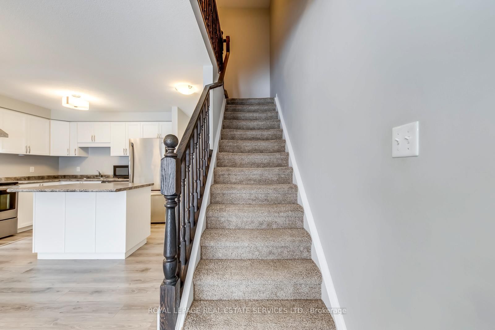 60 Netherwood Road - Photo 28