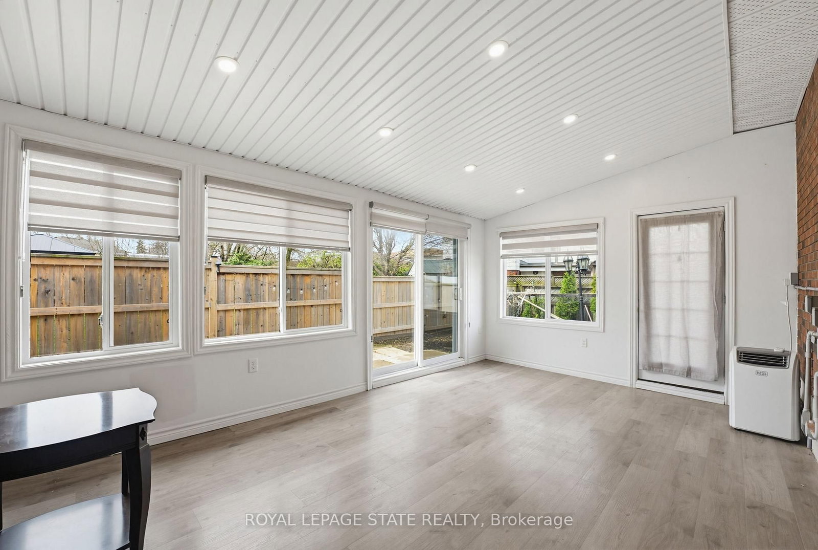 Detached House for sale at 157 Hoover Crescent, Hamilton, Ontario, L9A 3H2 - Balfour - MLS: X13011478