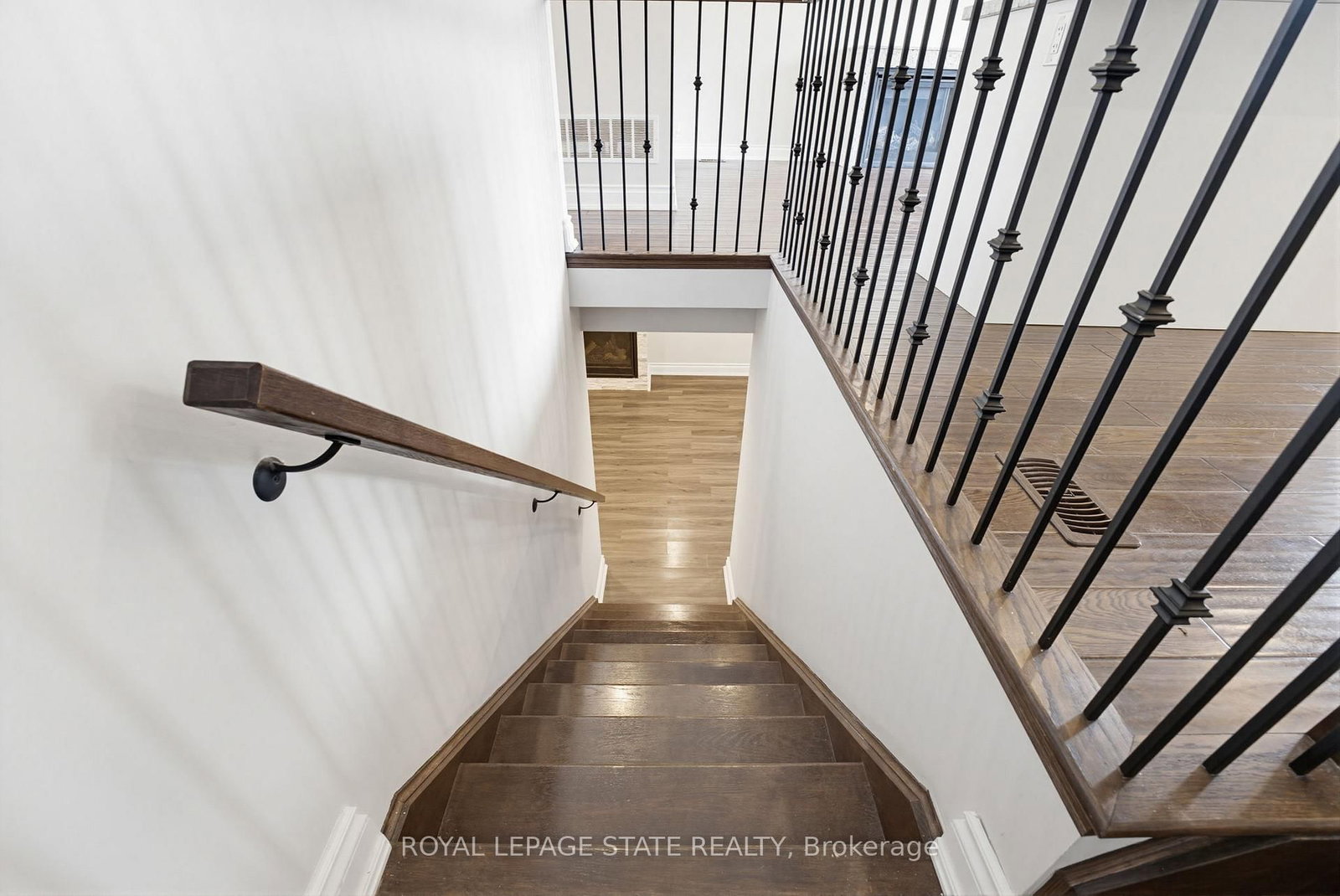 Detached House for sale at 157 Hoover Crescent, Hamilton, Ontario, L9A 3H2 - Balfour - MLS: X13011478