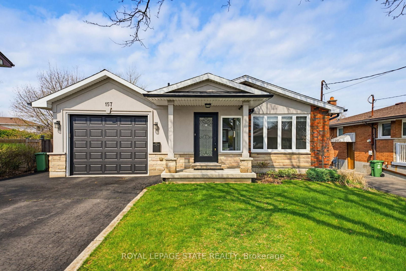 Detached House for sale at 157 Hoover Crescent, Hamilton, Ontario, L9A 3H2 - Balfour - MLS: X13011478