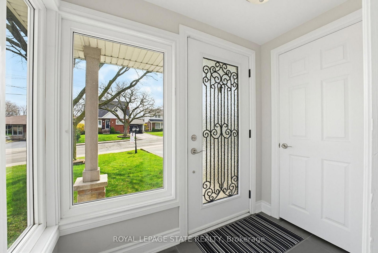 Detached House for sale at 157 Hoover Crescent, Hamilton, Ontario, L9A 3H2 - Balfour - MLS: X13011478