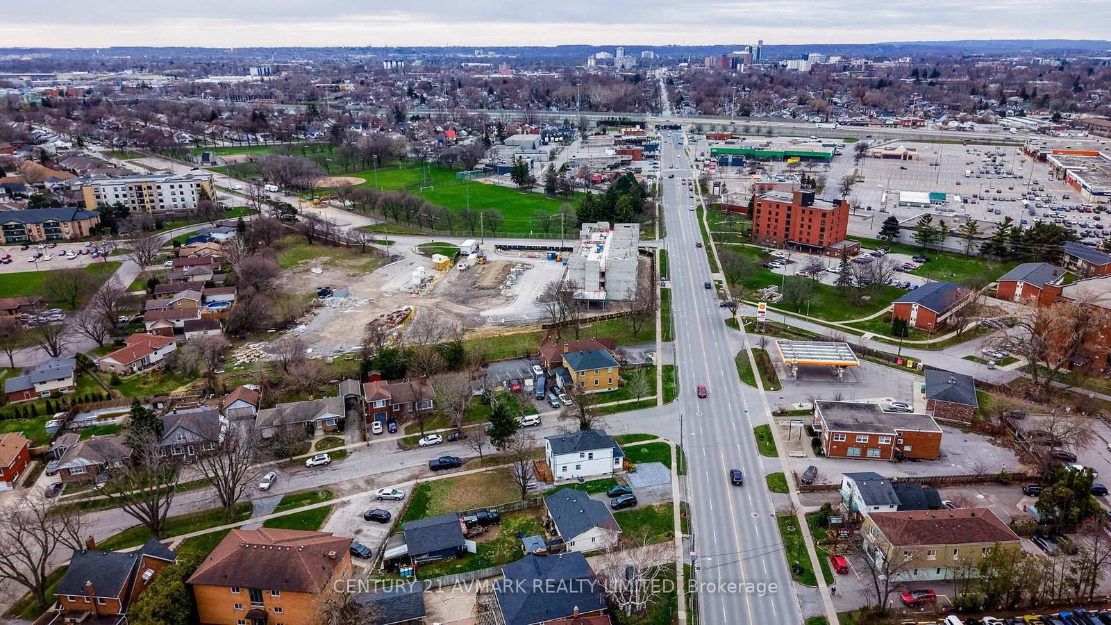 Detached House for sale at 336 Geneva Street, St. Catharines, Ontario, L2N 2G7 - Fairview - MLS: X13011496