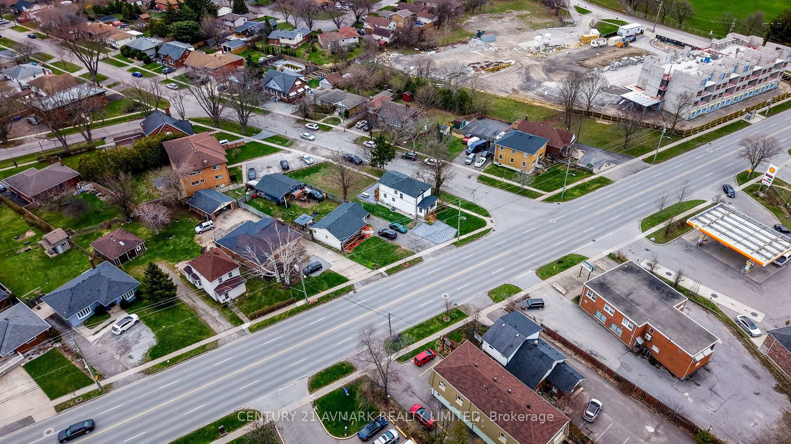 Detached House for sale at 336 Geneva Street, St. Catharines, Ontario, L2N 2G7 - Fairview - MLS: X13011496