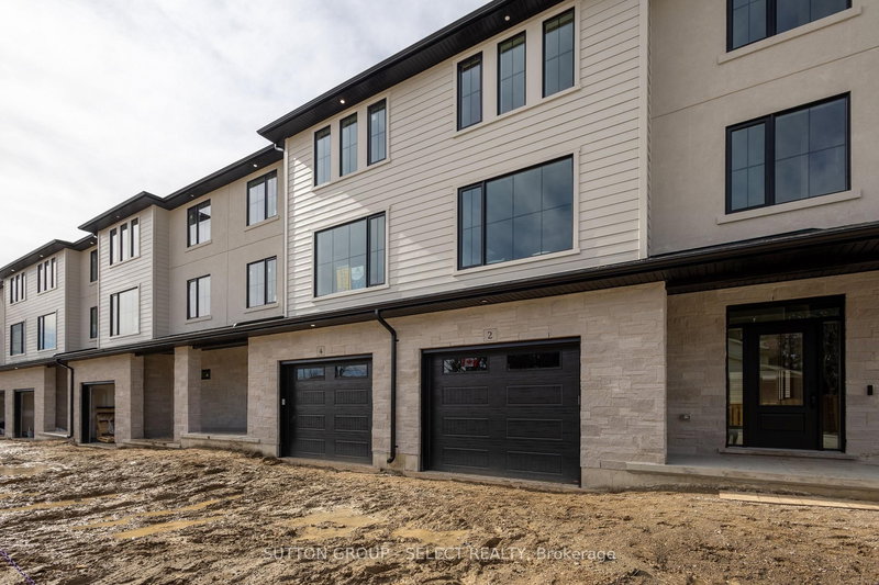 home for lease on 6-233 Upper Queen Street