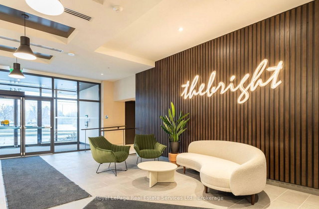 1610 - 741 King Street