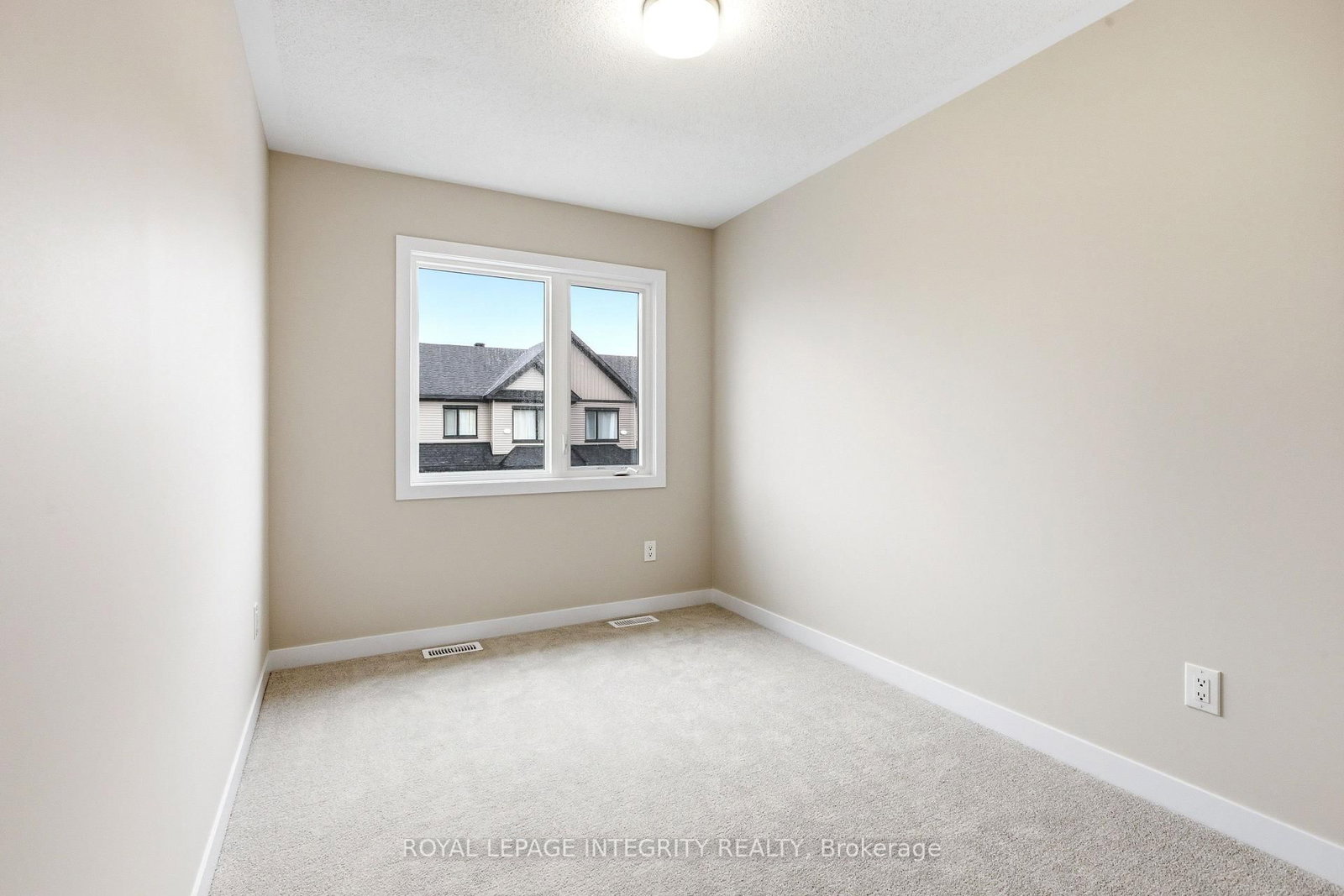 418 Les Emmerson Drive - Photo 28