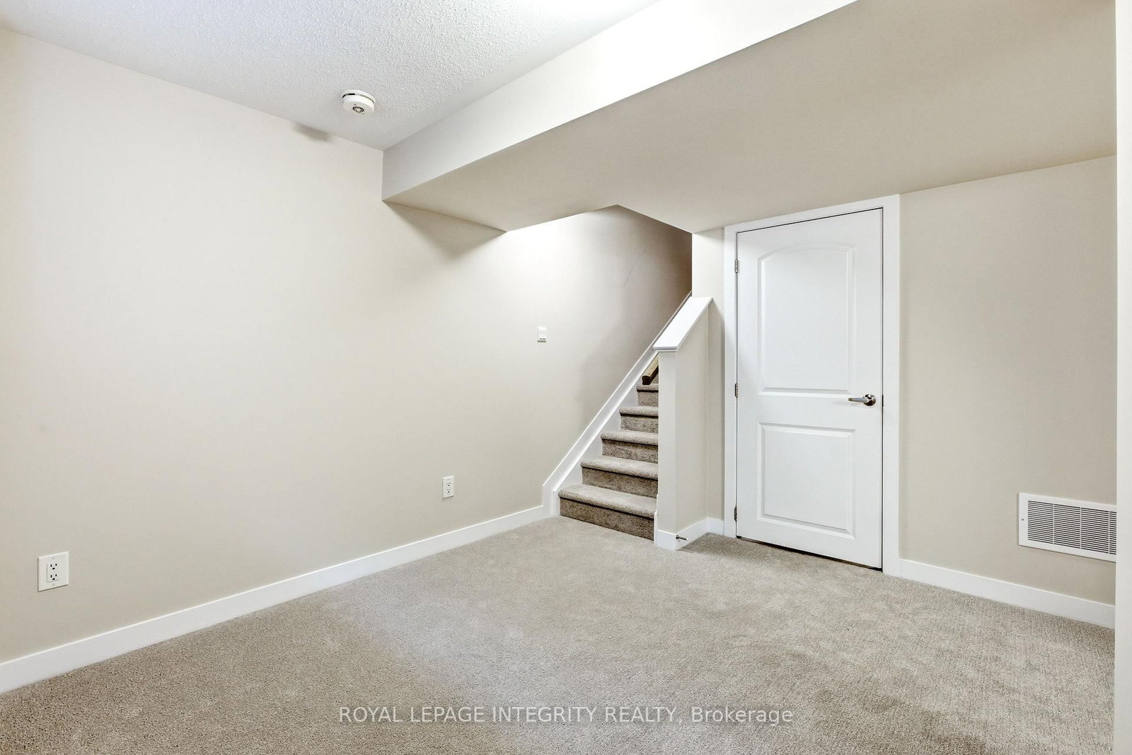 418 Les Emmerson Drive - Photo 38