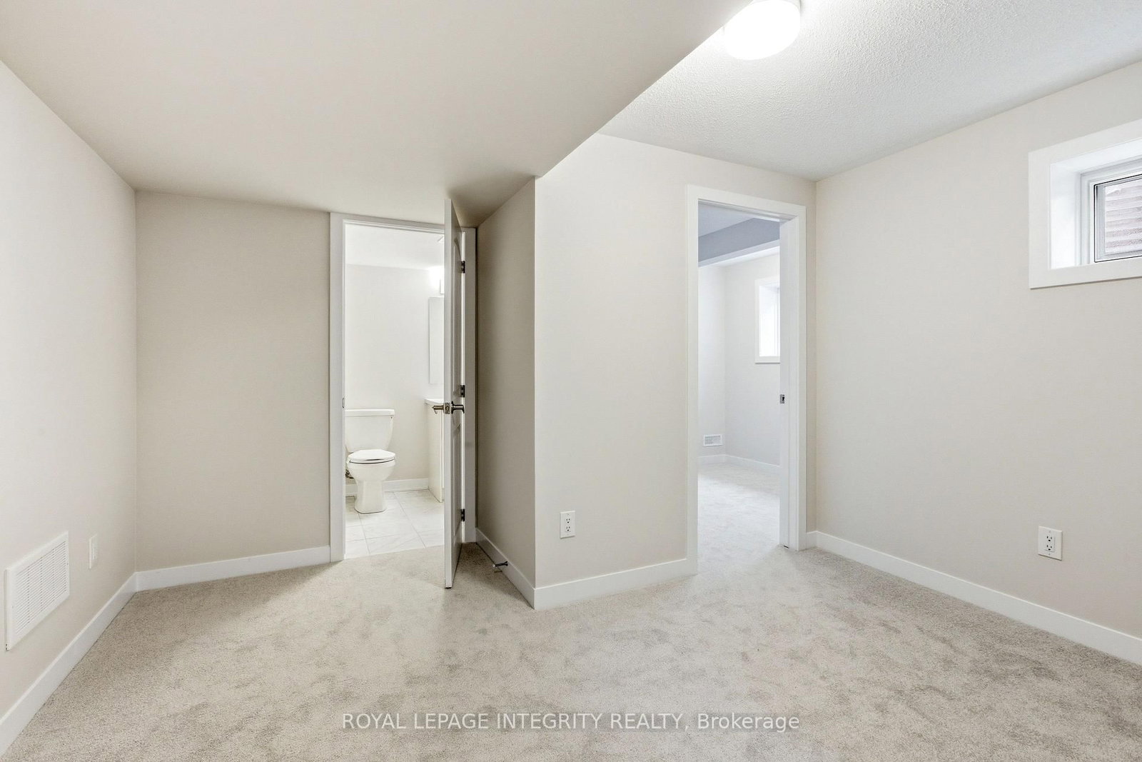 418 Les Emmerson Drive - Photo 40