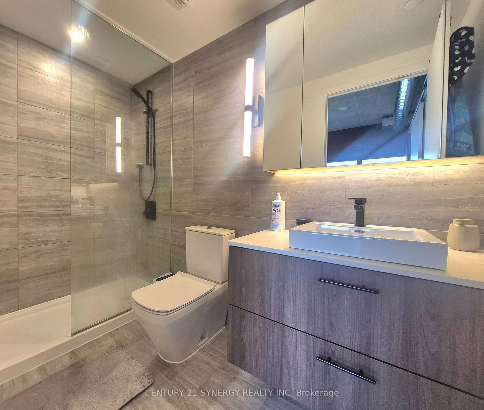 10 James Street, Unit 606 - Photo 11