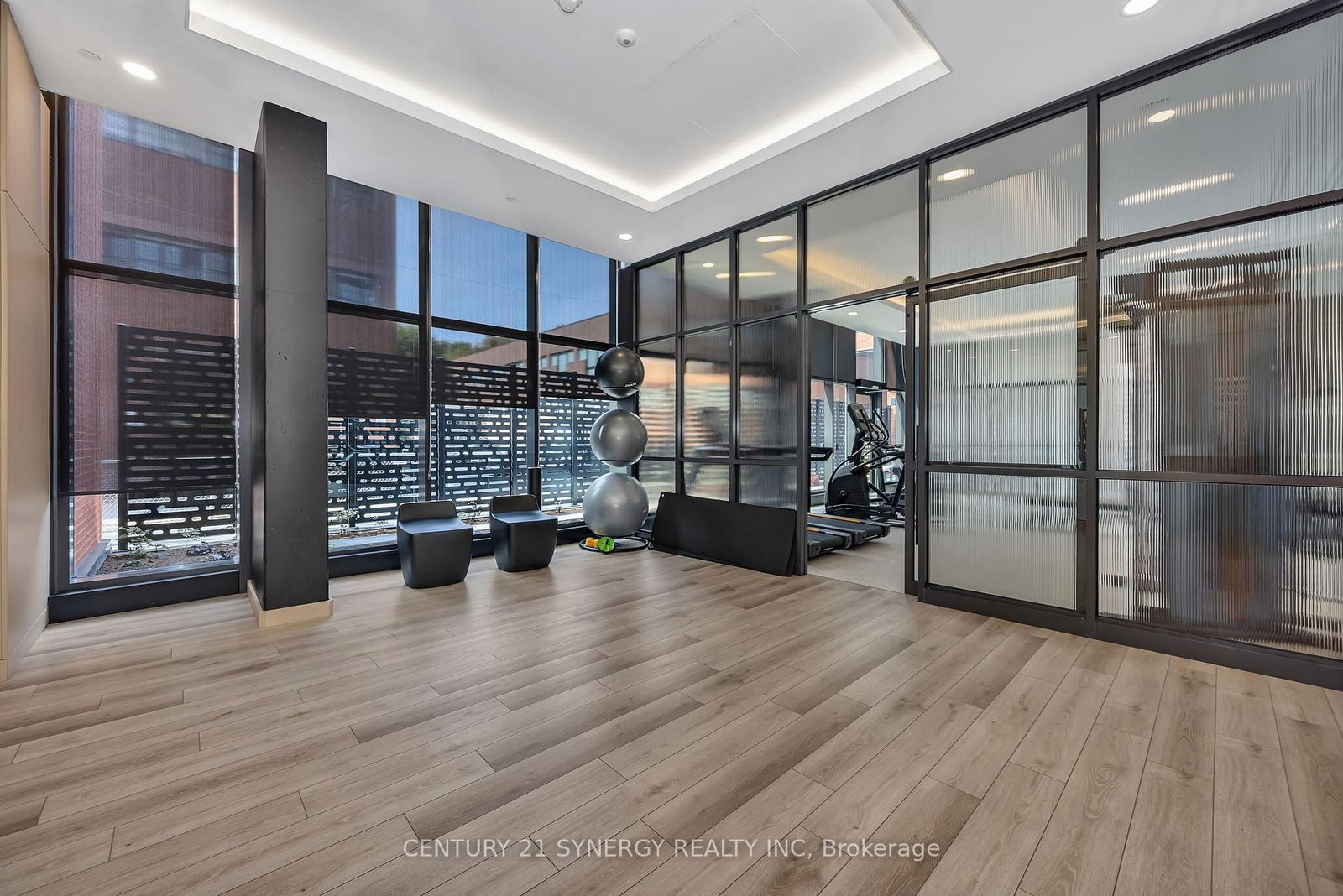 10 James Street, Unit 606 - Photo 26