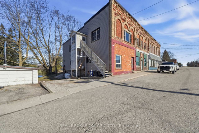 2039 Victoria Street