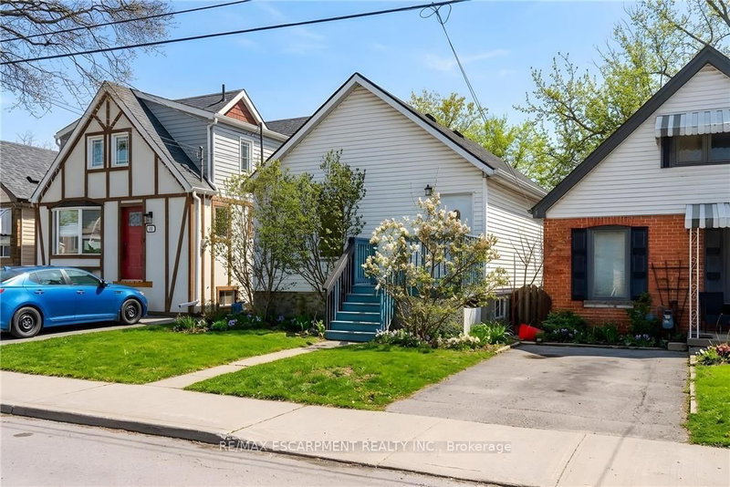 home for sale on 218 East 8th Street