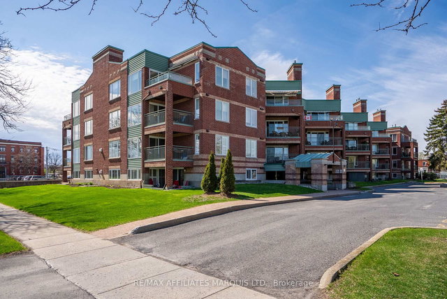 408 - 121 Water Street W