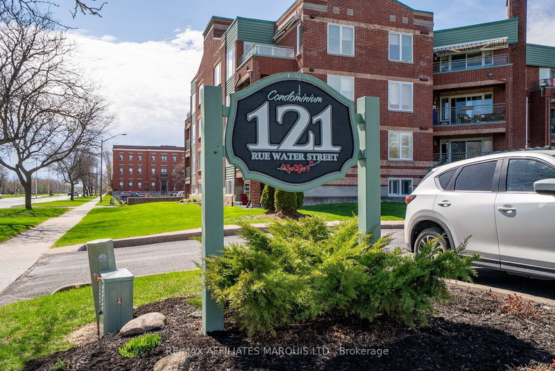 408 - 121 Water St W, Cornwall, K6J 5T8 | Image 2