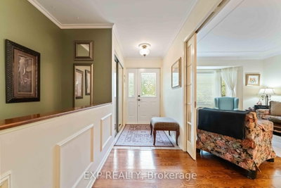 16 Evelyn Street • Stittsville, ON photo 2