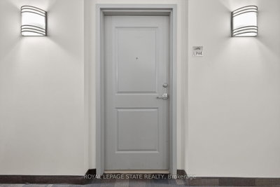 90 Charlton Avenue W • #804 • Hamilton, ON photo 5