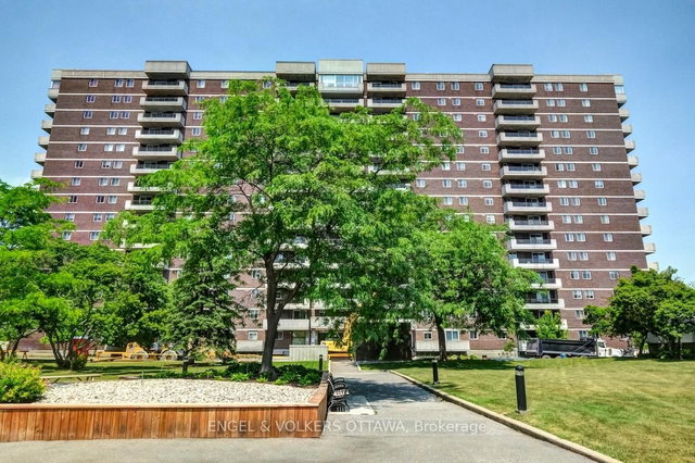 1103 - 1705 Playfair Drive