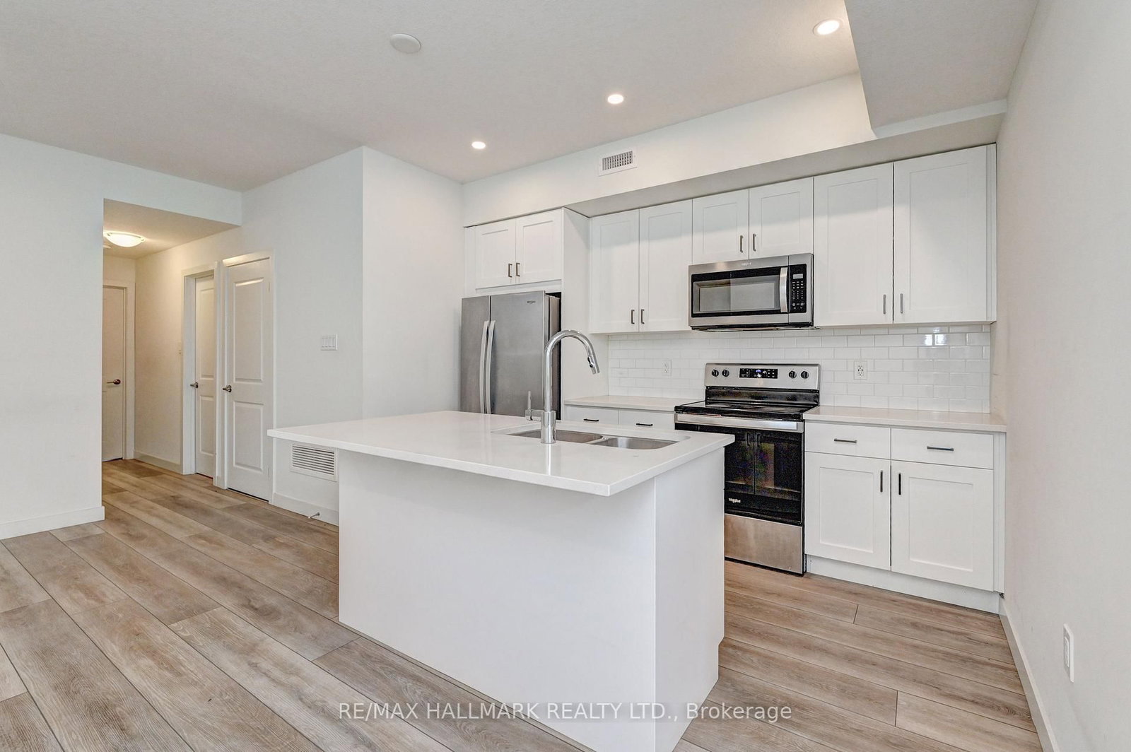 405 Myers Road, Unit 1 - Photo 17