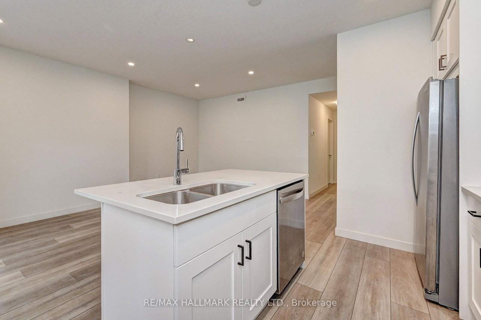 405 Myers Road, Unit 1 - Photo 18