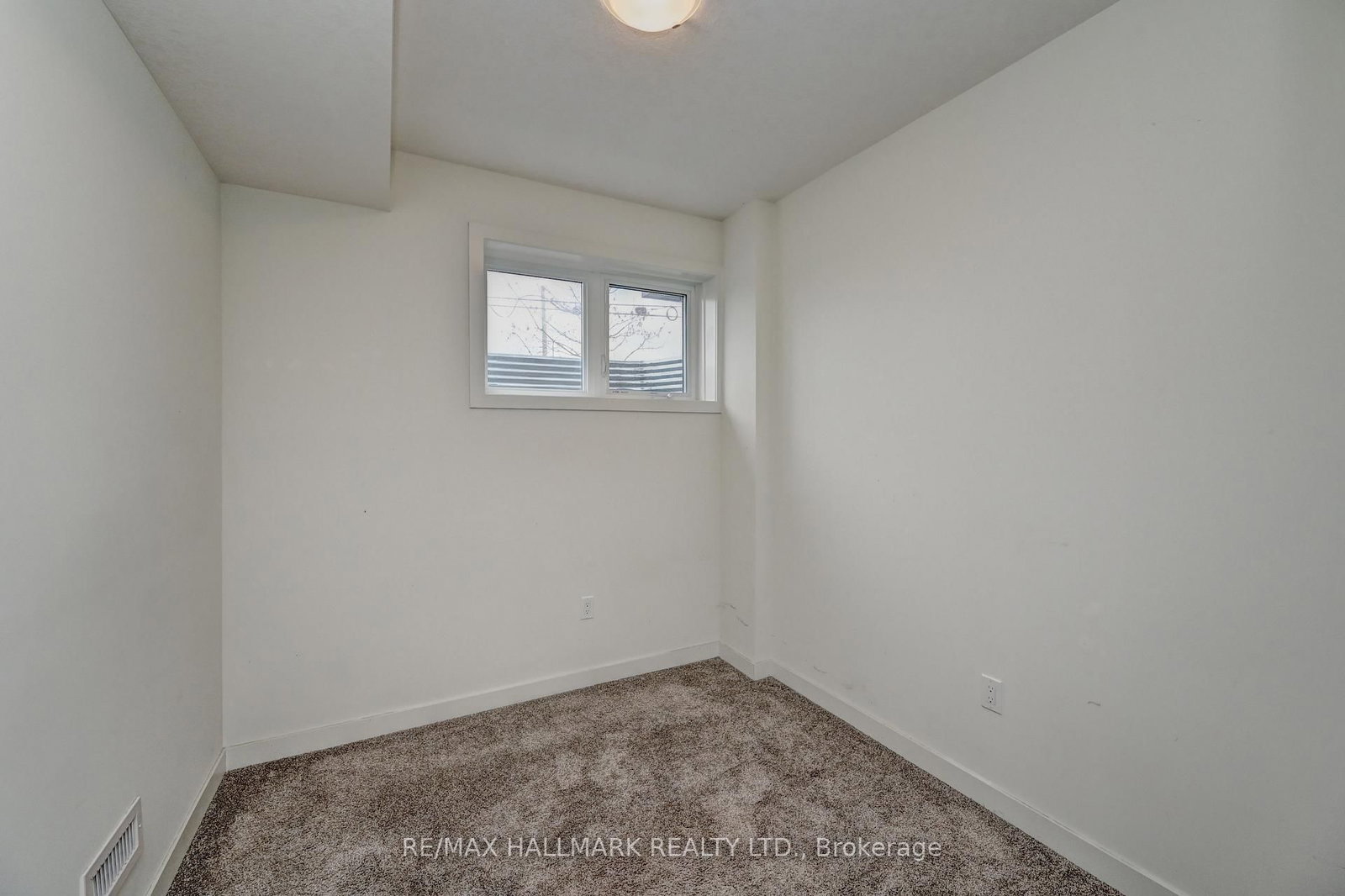405 Myers Road, Unit 1 - Photo 30