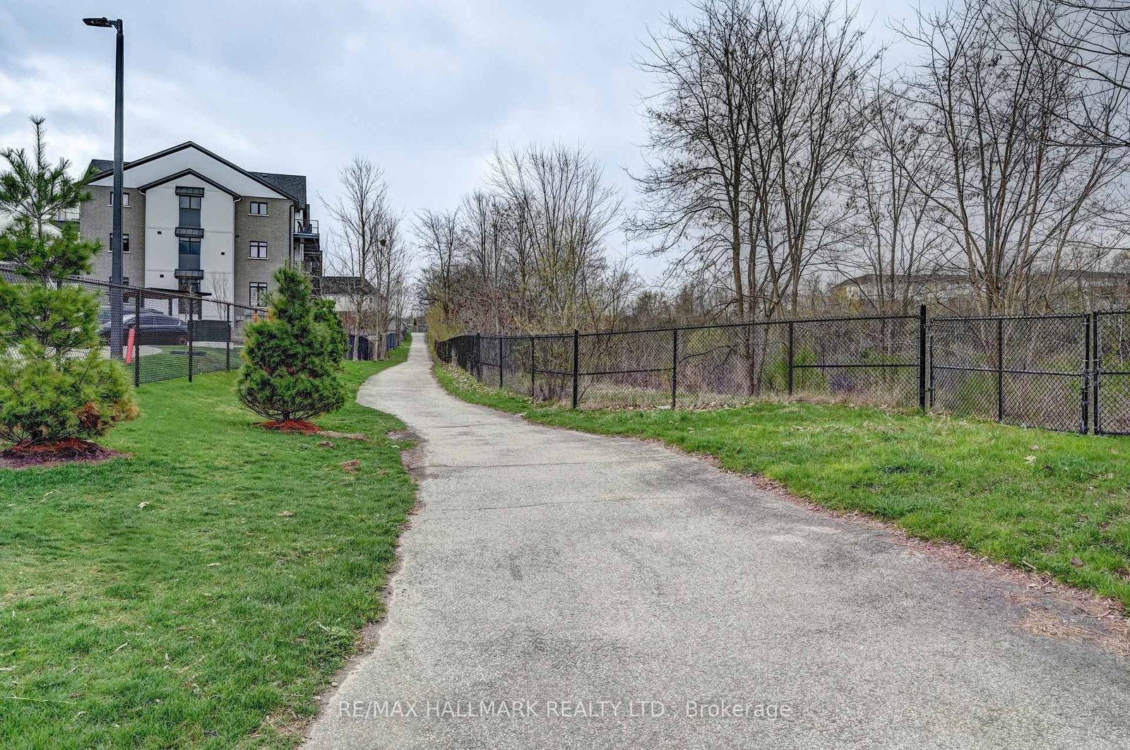 405 Myers Road, Unit 1 - Photo 39