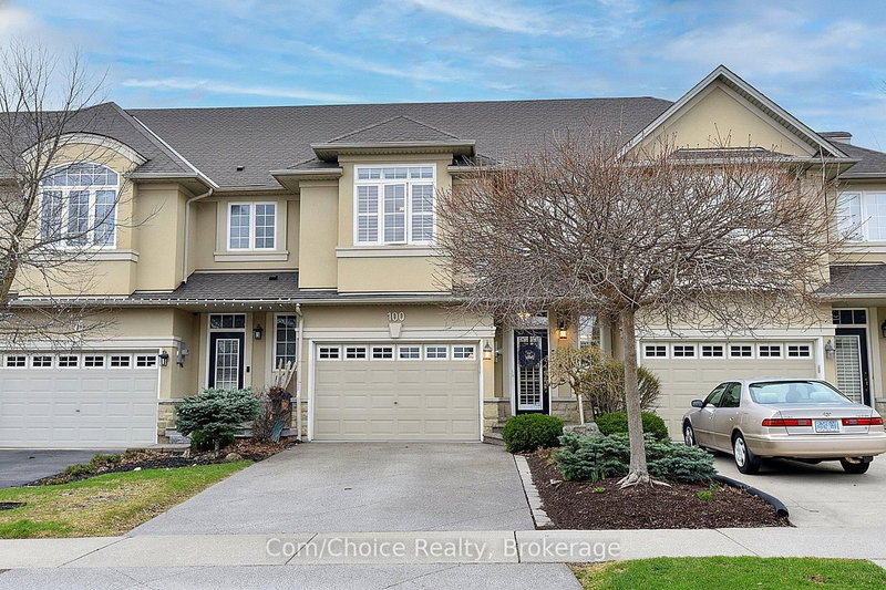 100 Newcombe Rd, Hamilton, L9H 0A6 | Image 2