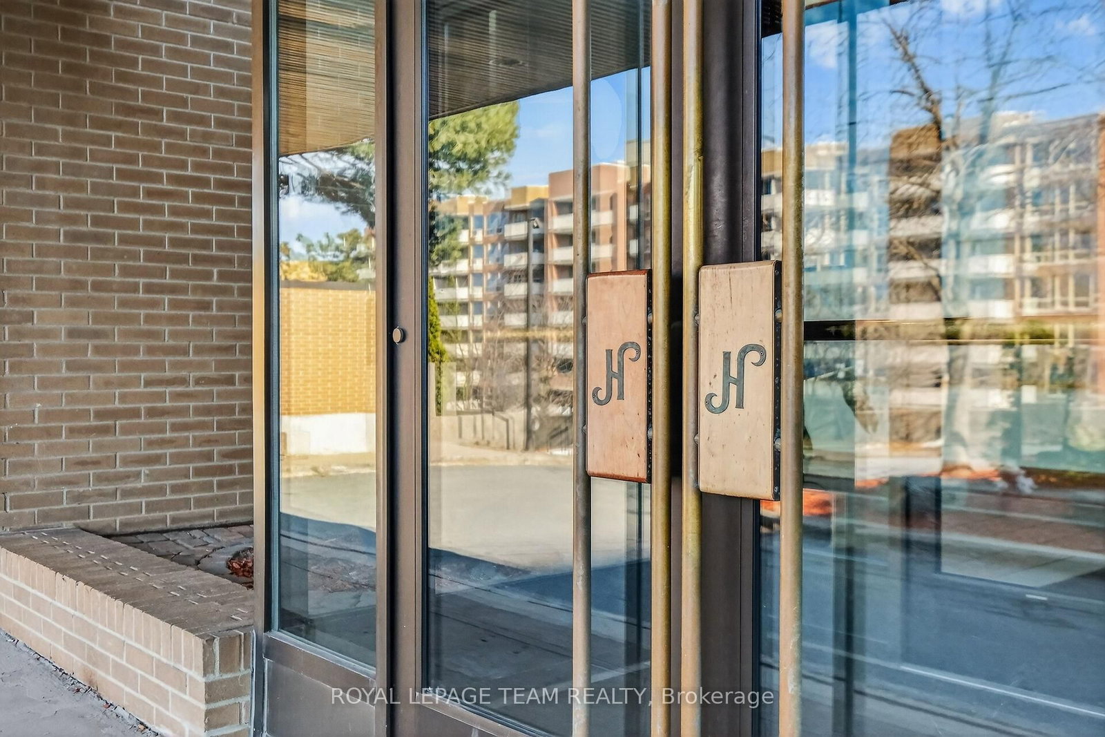 515 St Laurent Boulevard • #2012 • Ottawa, ON photo 6